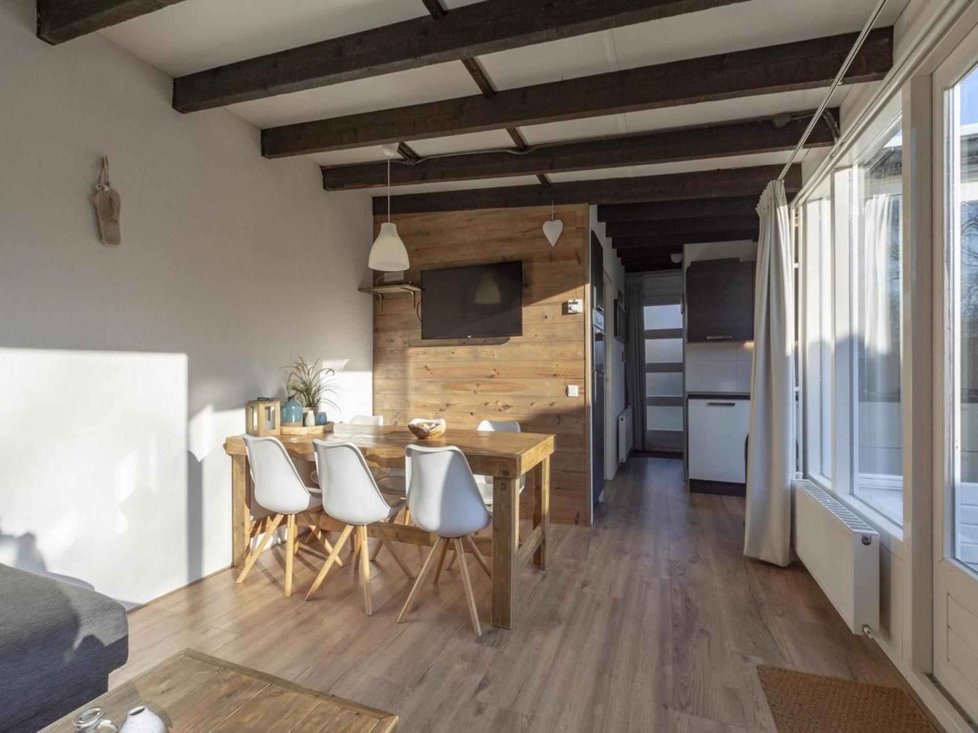 Contemporary Bungalow With Garden Sint Maartensvlotbrug エクステリア 写真