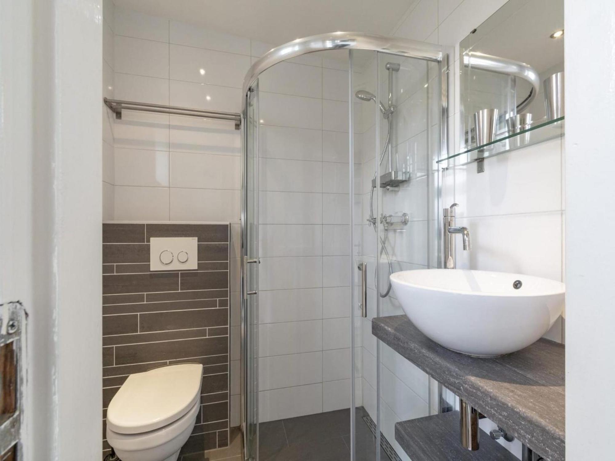 Contemporary Bungalow With Garden Sint Maartensvlotbrug エクステリア 写真